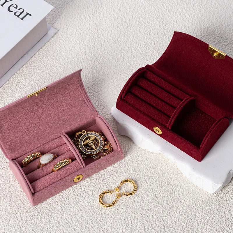 Arched Portable Jewelry Storage Box Portable Business Trip and Travel Anti-Oxidation Ring Jewelry Box Velvet Cloth Accessory Box