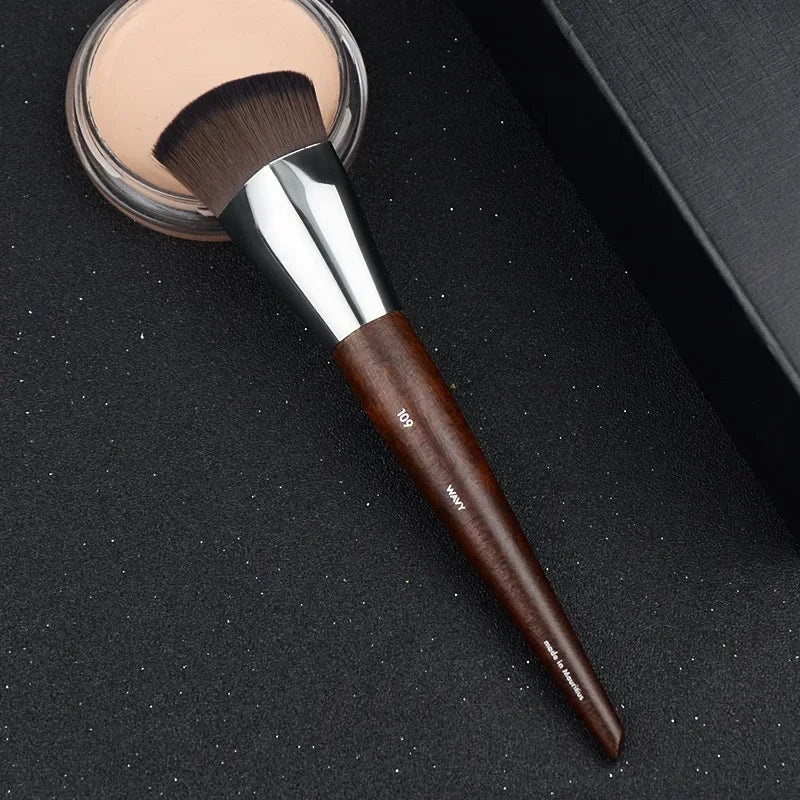 HD SKIN FOUNDATION BRUSH 109 Flexible Ultra-Soft Diamond-Shaped Steak-Free Cream Liquid Cosmetics Beauty Tools