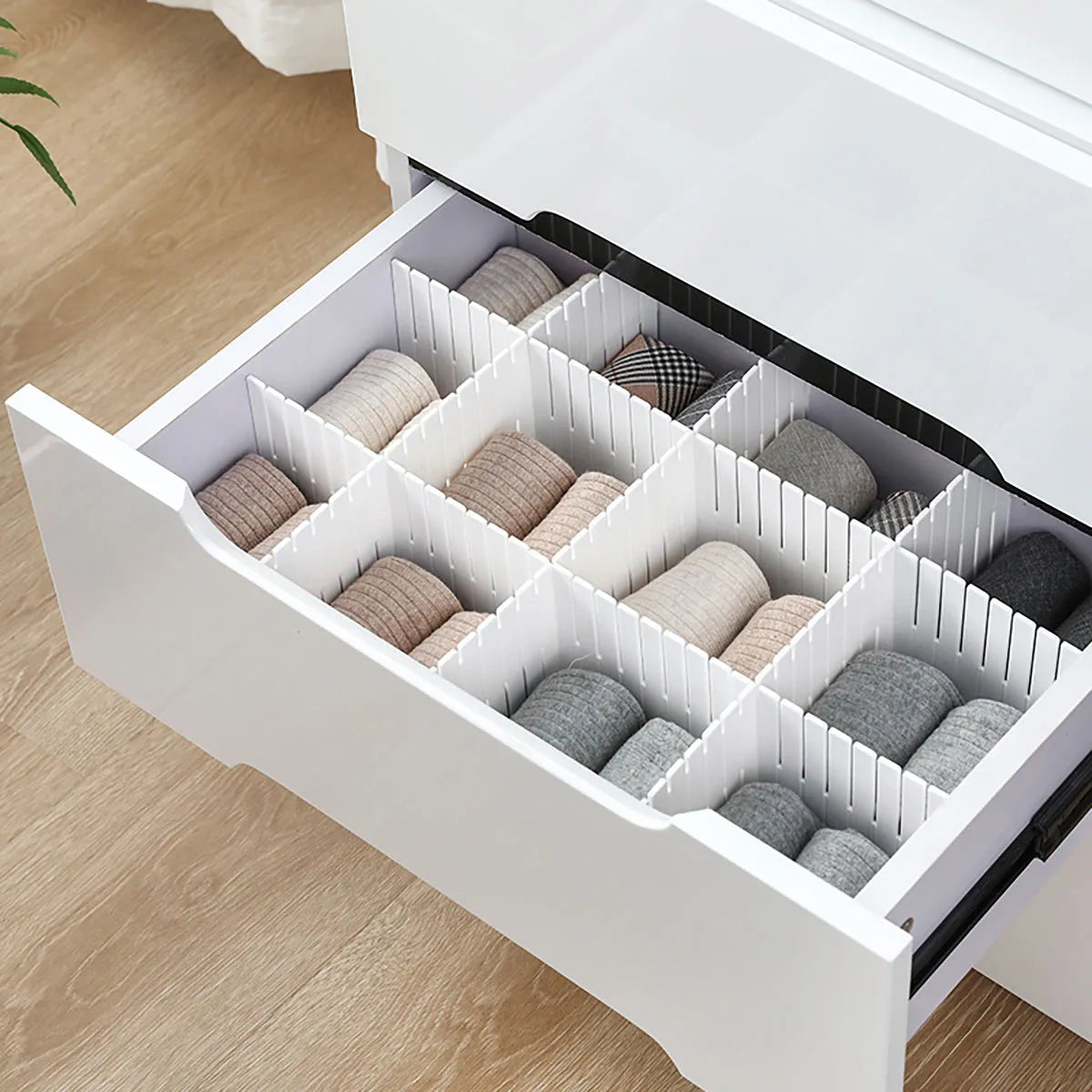 Multipurpose Drawer Storage Divider Adjustable Plastic Storage Cabinet Partition Household Wholesale Drawers Organizer Dividers