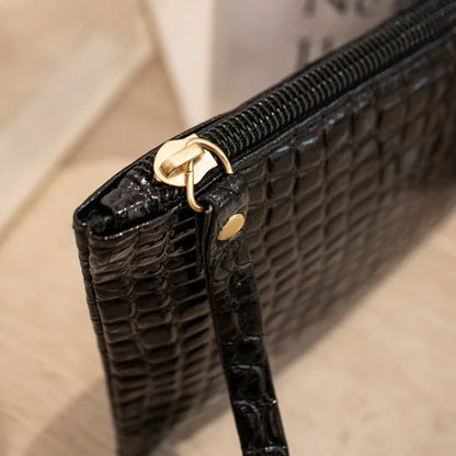 Women's Korean Crocodile PU Coin Purse – Multi-Use Clutch & Makeup Bag