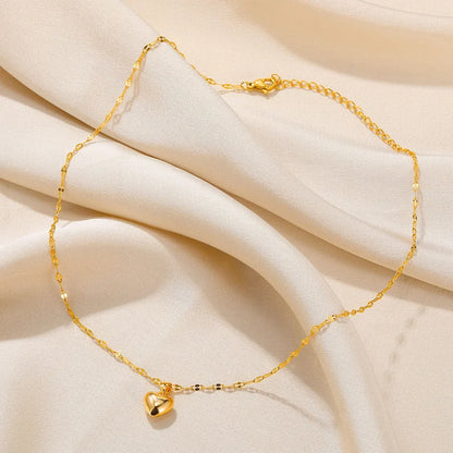 Love Heart Necklace for Women 2025 New Trendy Lip Chain Simple Pendant Necklace Jewelry Gift